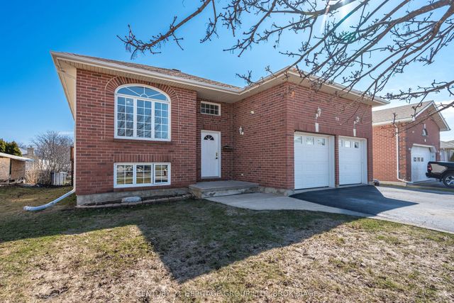 79 Speers Boulevard, Loyalist