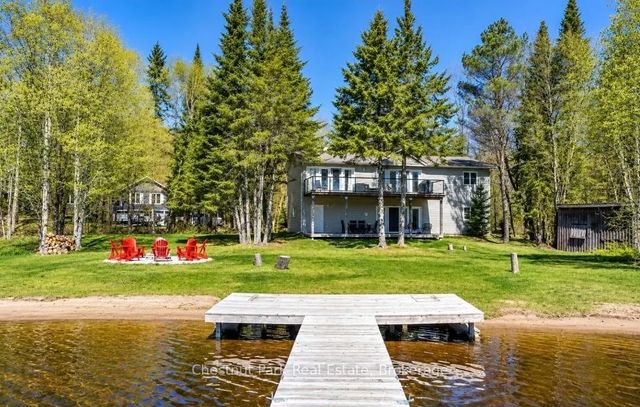 121 North Deer Lake Road, Huntsville