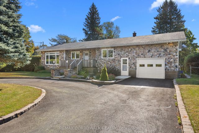 2187 Des Pins Street, The Nation