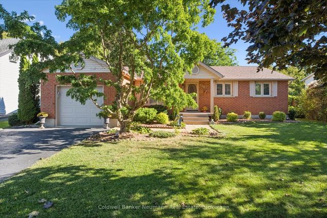 120 Landrex Boulevard, Guelph/Eramosa