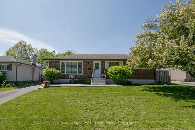 112 Prospect Hill, Quinte West