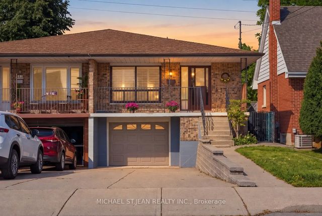 564 Cochrane Road, Hamilton
