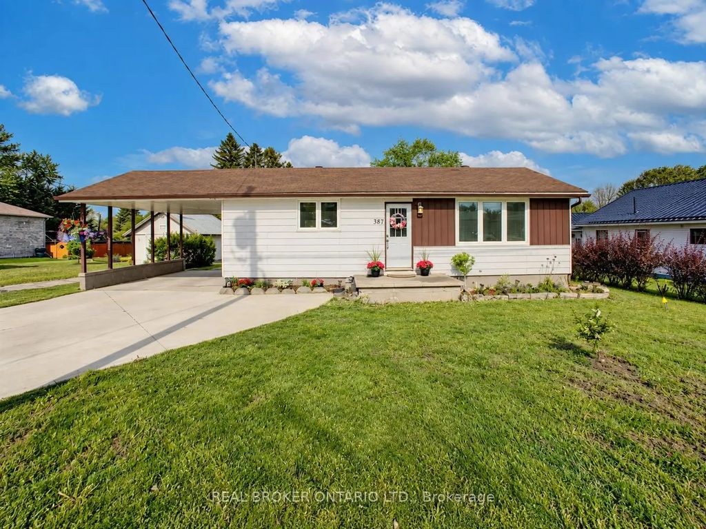 387 Countess Street S, West Grey