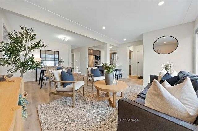 627 Upper Ottawa Street 1, Hamilton