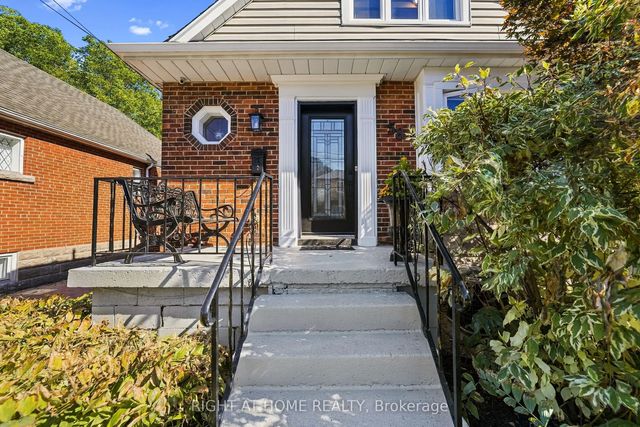 58 Uplands Avenue, Hamilton