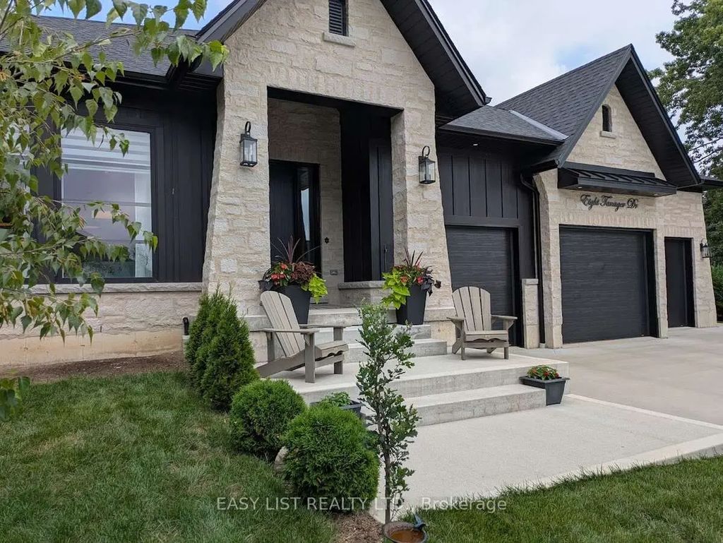 8 Tanager Drive, Tillsonburg