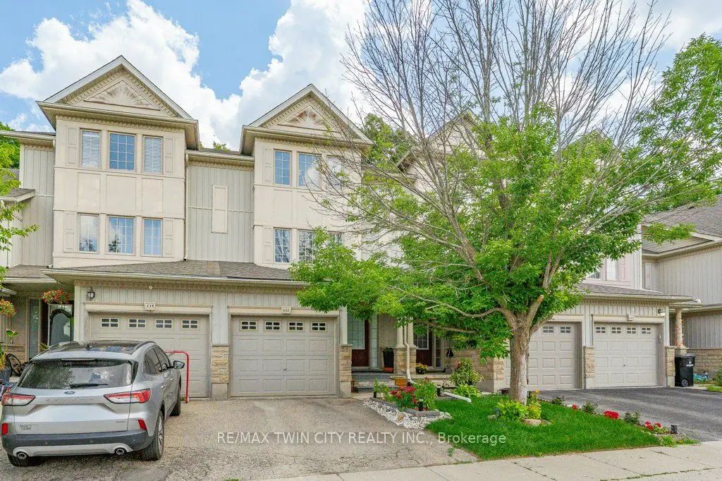 110 Activa Avenue E33, Kitchener