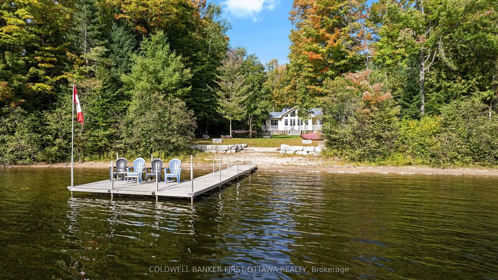 1134 North Shore Road, Frontenac