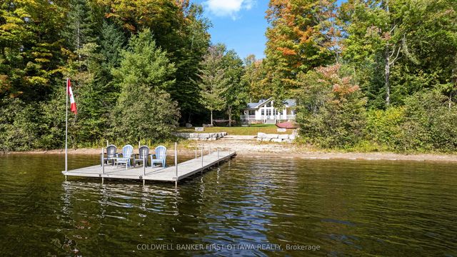 1134 North Shore Road, Frontenac