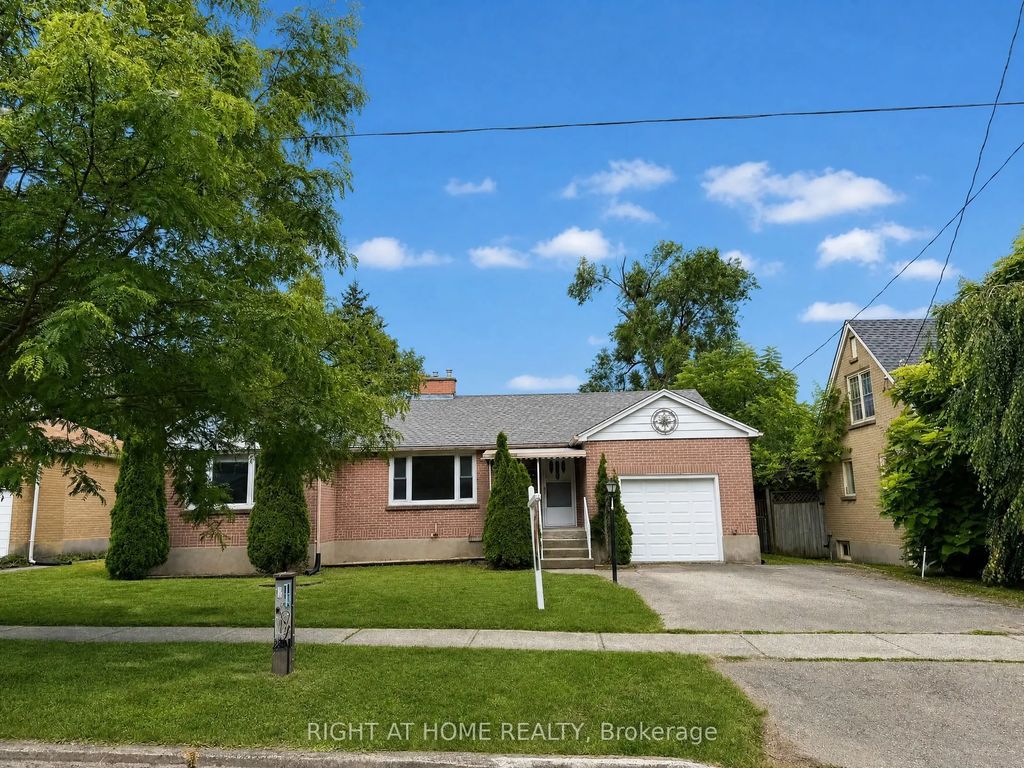 719 Rowntree Avenue, London South