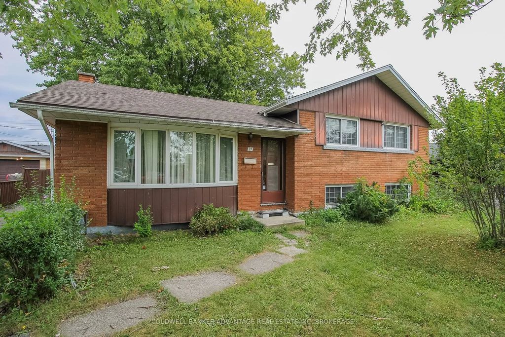 27 Hughes Avenue, Welland