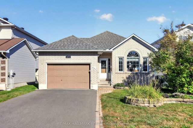 2171 Descartes Street, Orleans - Cumberland and Area