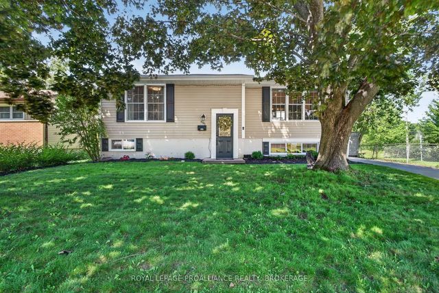 691 Aylmer Crescent, Kingston