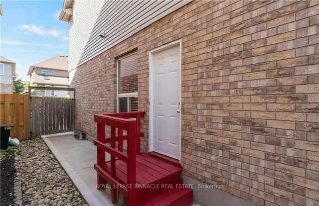 11 Frankfurt Street Lower, Kitchener