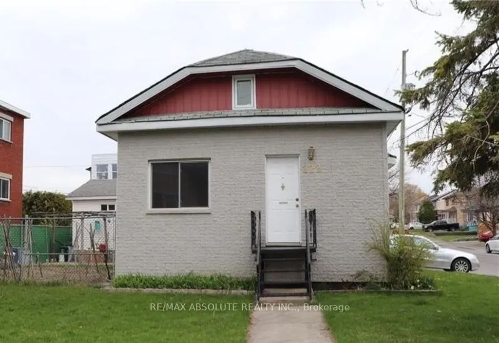 222 Ste Monique Street, Vanier and Kingsview Park