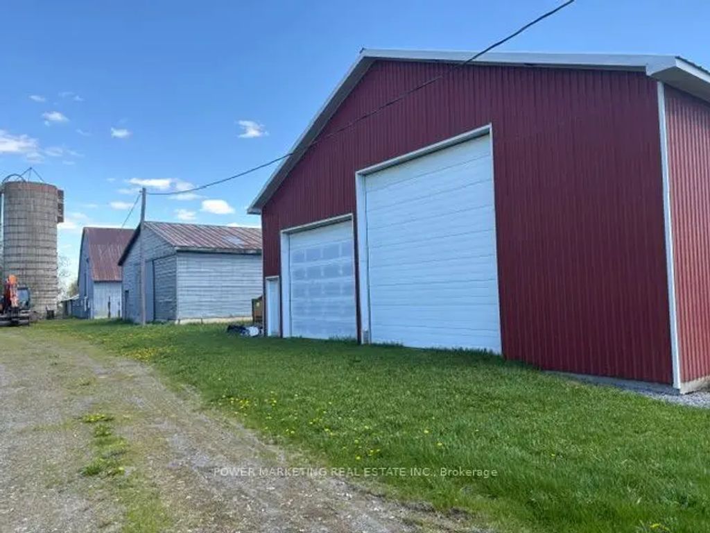 955 St Guillaume Road, Russell