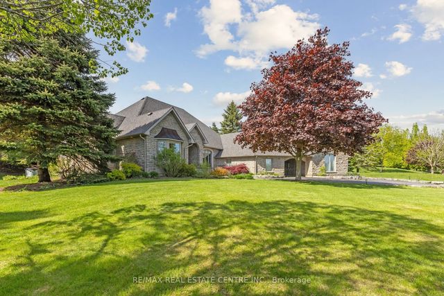 6 Fox Run Road, Puslinch