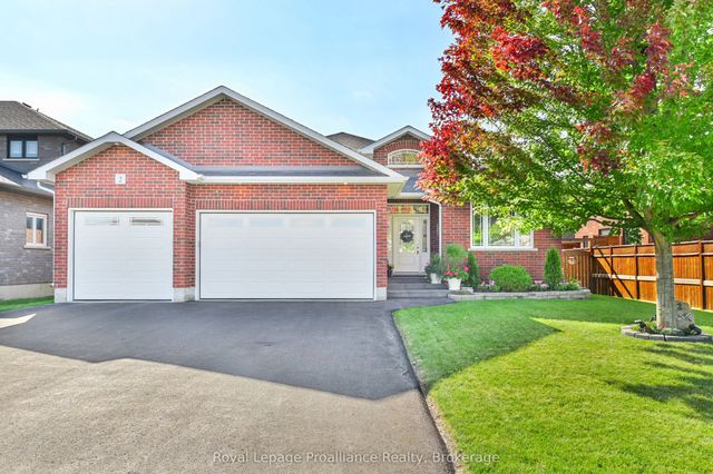 2 Bevan Drive, Belleville