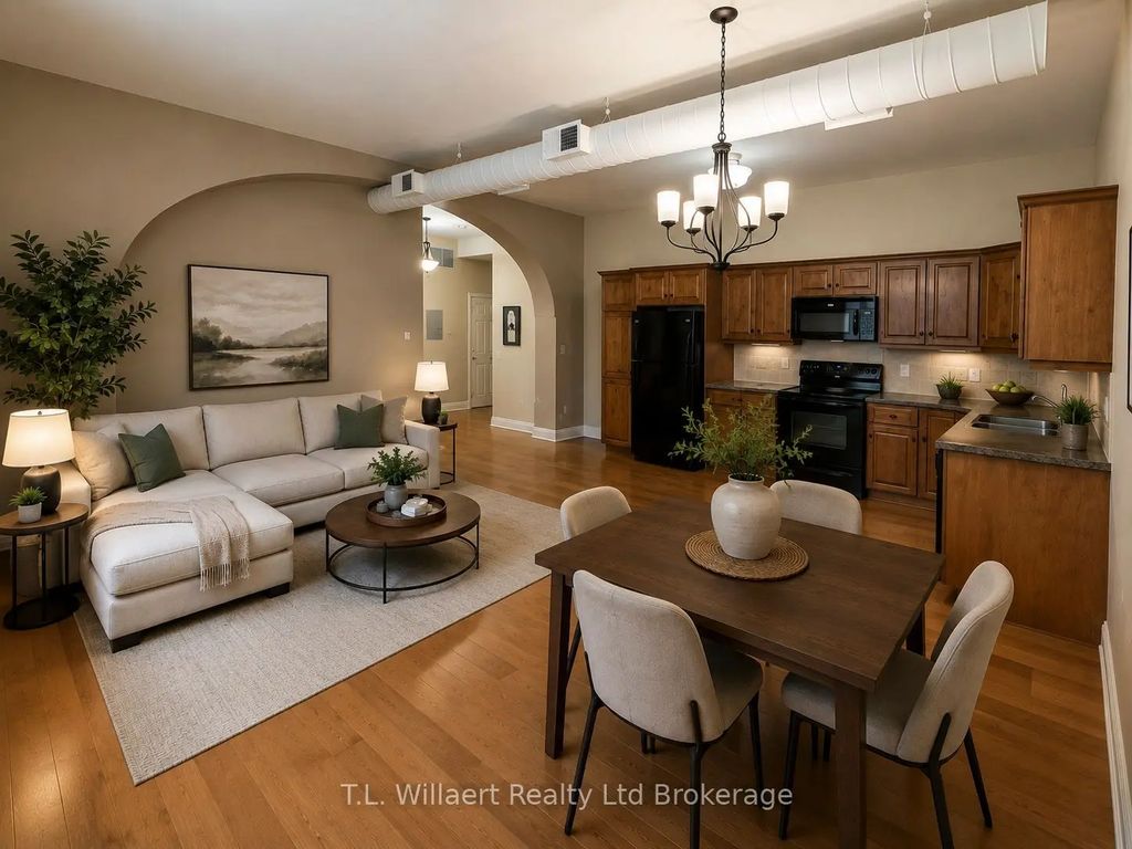 17 Brock Street W 202, Tillsonburg