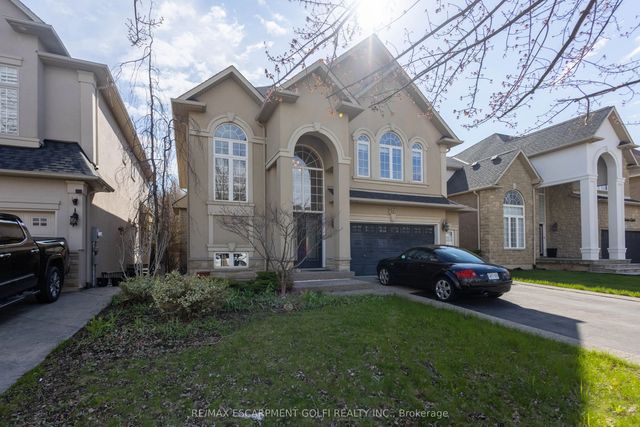 216 Diiorio Circle, Hamilton