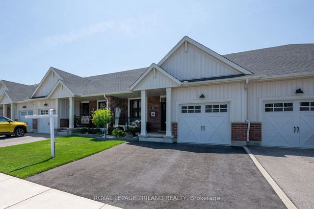 32 Charter Creek Court, St. Thomas