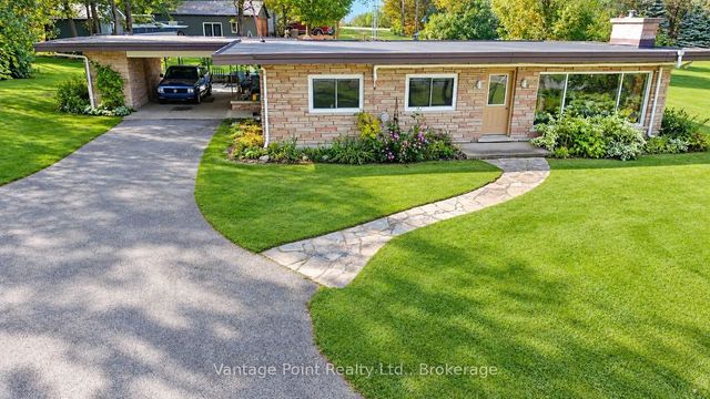 317048 6 & 10 Highway, Chatsworth