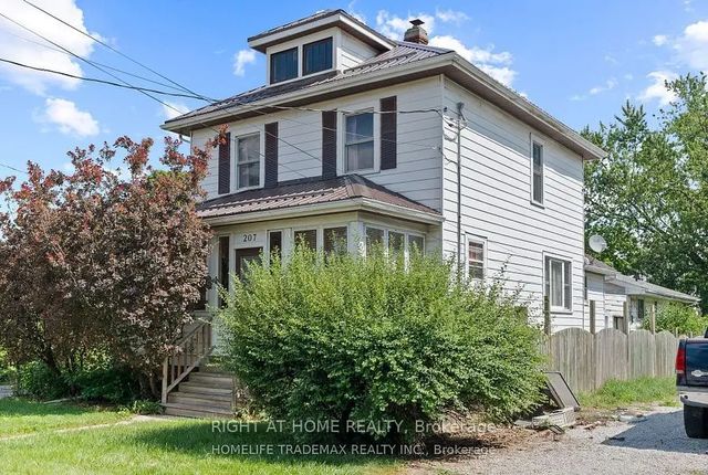 207-209 Inshes Avenue, Chatham-Kent