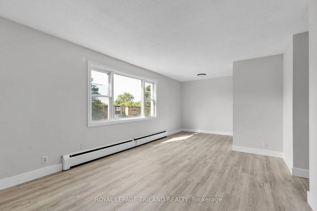 1566 Allen Place 4, London East