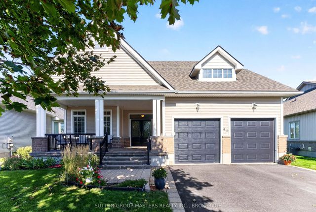 43 Country Club Drive, Loyalist