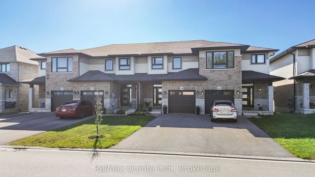 46 Cottonwood Drive, Belleville