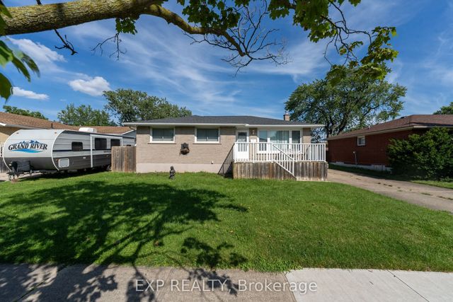 7040 Warden Avenue, Niagara Falls