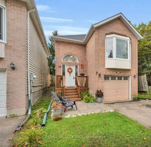 302 Shelburne Place, Shelburne