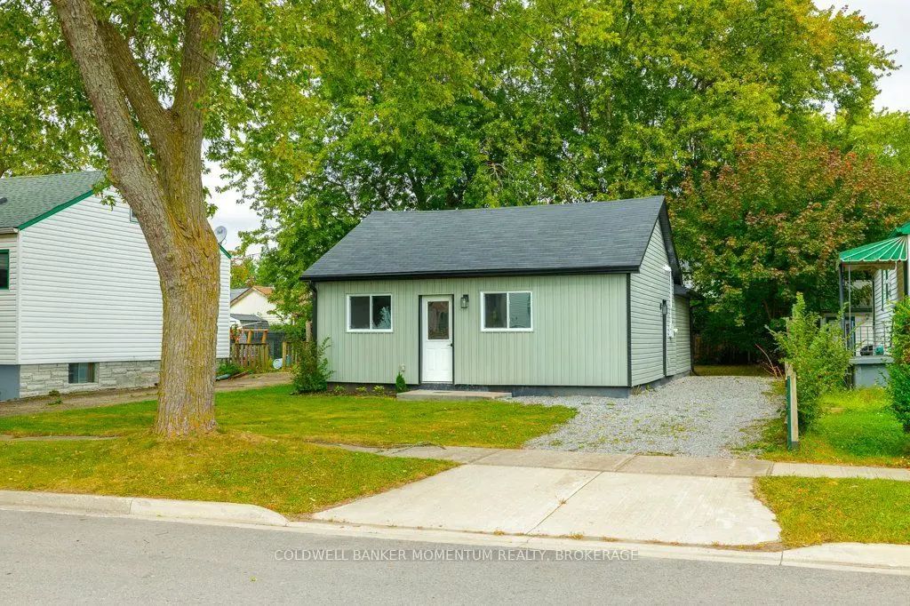 406 Hennepin Avenue, Welland