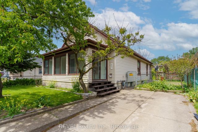 6401 Taylor Street, Niagara Falls
