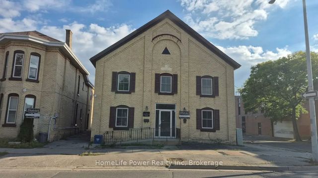 35 Wellington Street 2u, Brantford