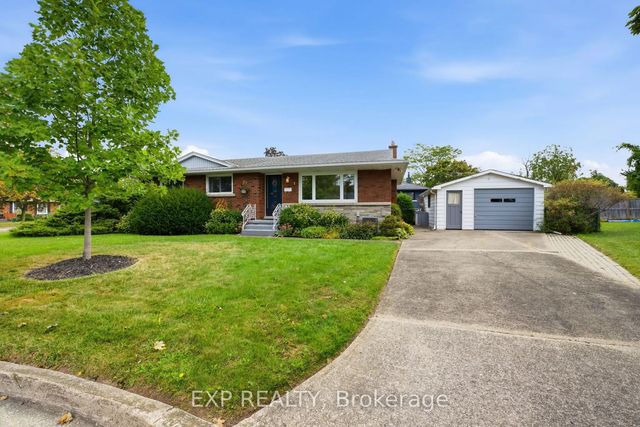 2 Glengrove Circle, St. Catharines