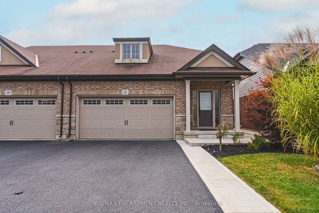 15 Kopperfield Lane, Hamilton