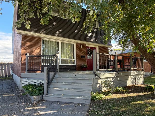 292 Patricia Street, North Bay