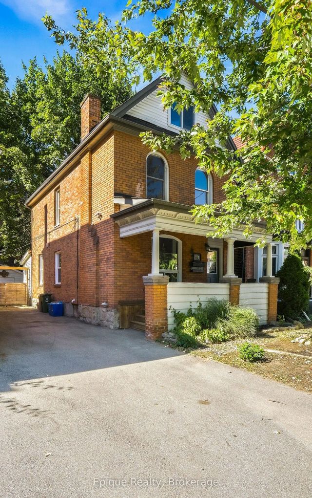 170 Emerald Street S, Hamilton