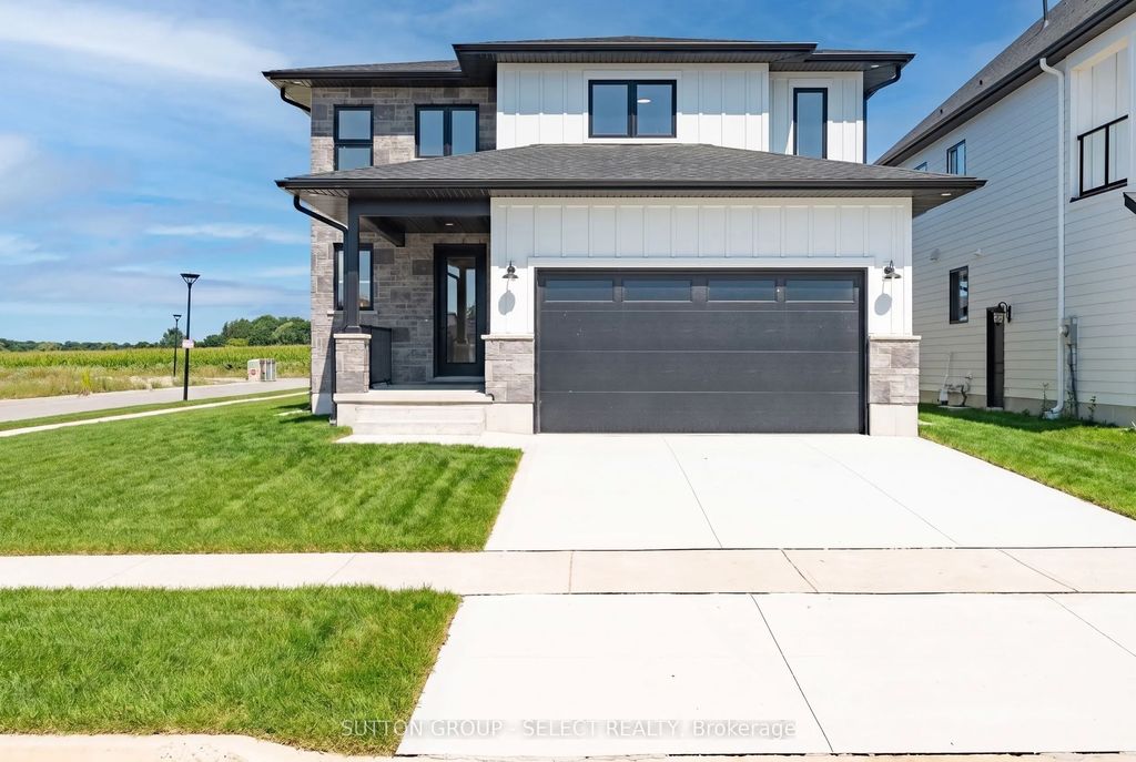 6394 Heathwoods Avenue, London South