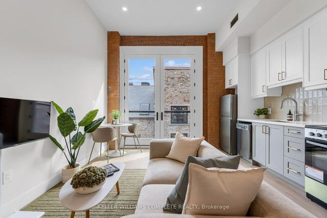 56 York Boulevard 304, Hamilton