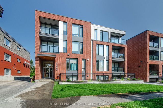 1295 Summerville Avenue 101, Carlington - Central Park