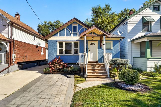 9 Manning Street, St. Catharines