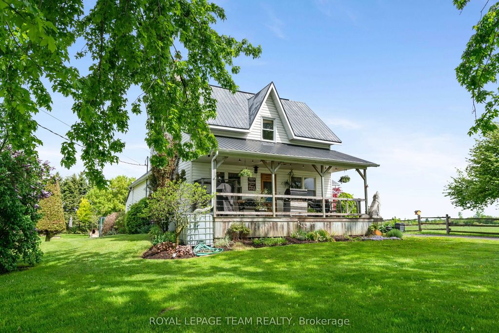 13585 County 9 Road, North Dundas
