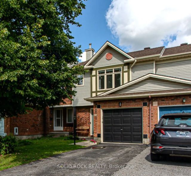 49 Longshire Circle, Barrhaven