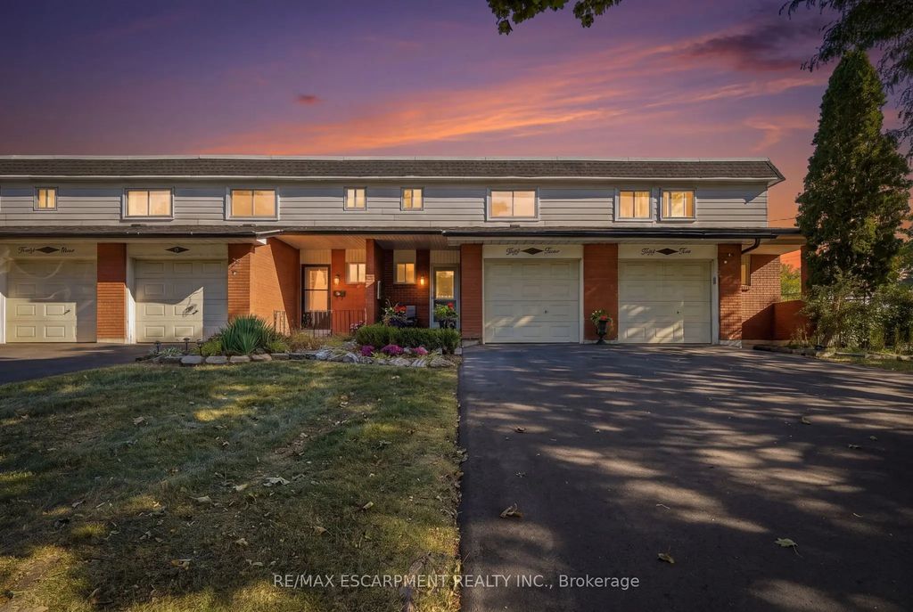 53 Bryna Avenue S, Hamilton