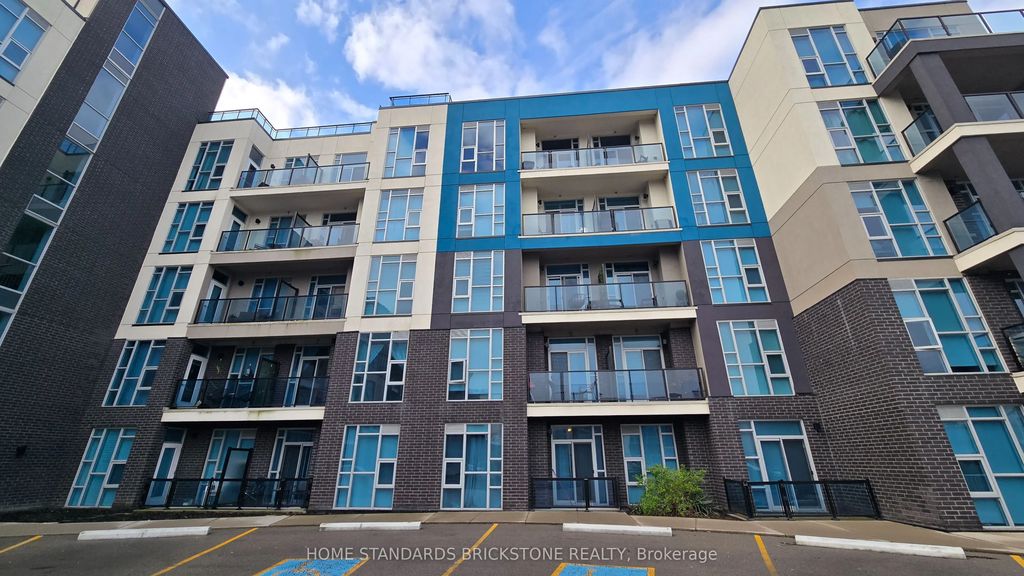 10 Concord Place 323, Grimsby