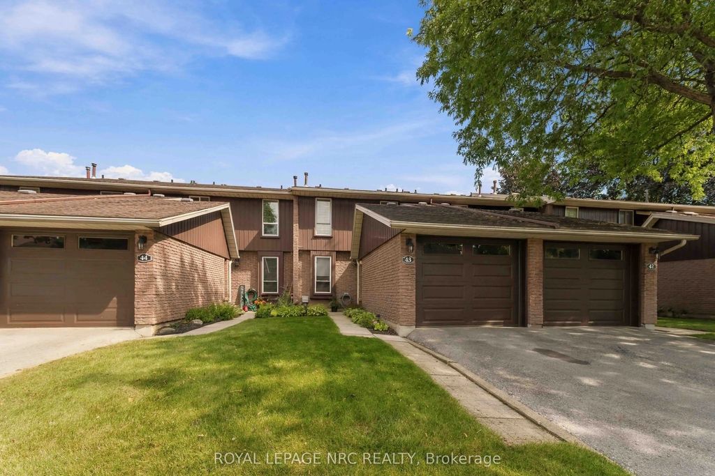 122 Lakeshore Road 43, St. Catharines
