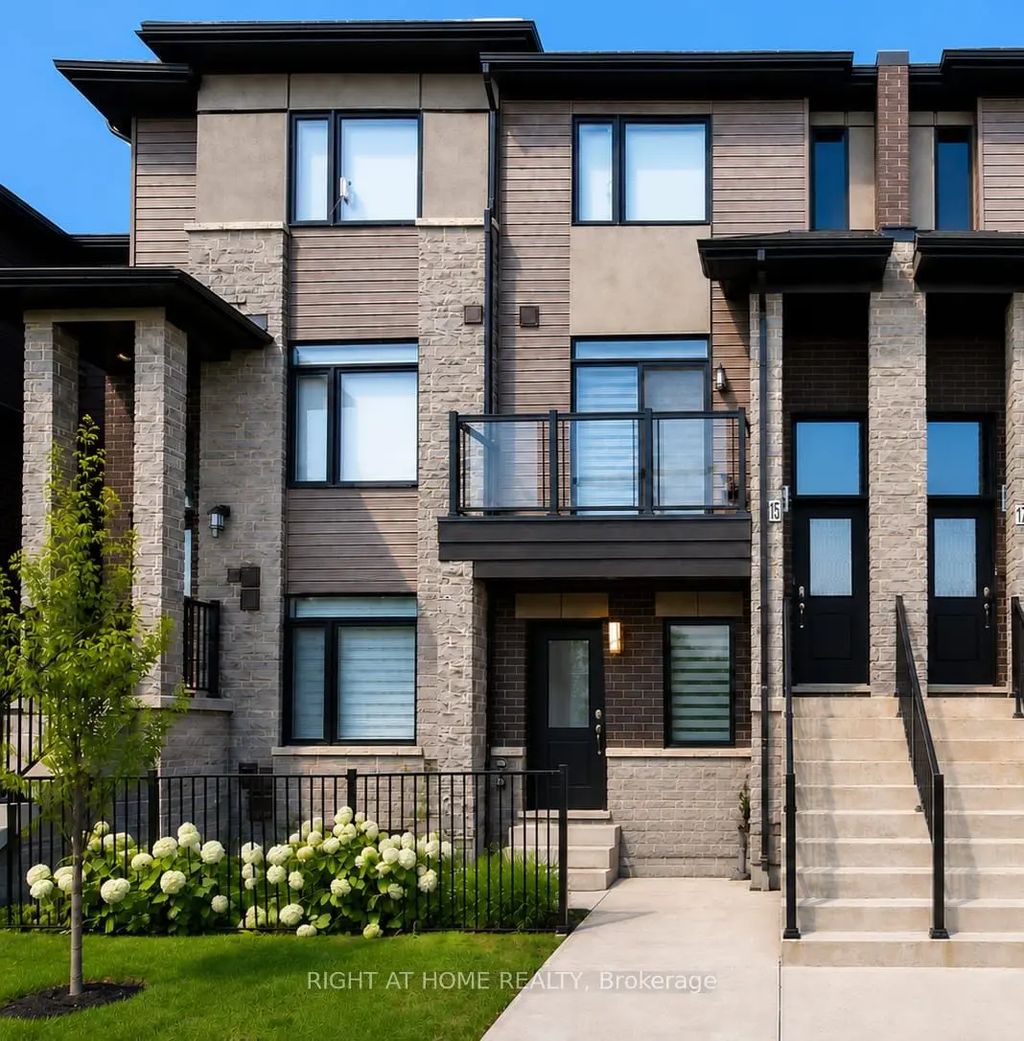 590 North Service Road 15, Hamilton