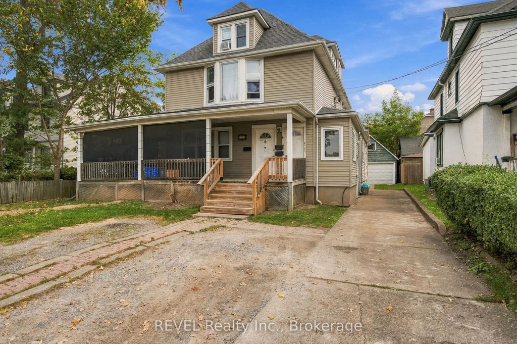 132 Hellems Avenue, Welland